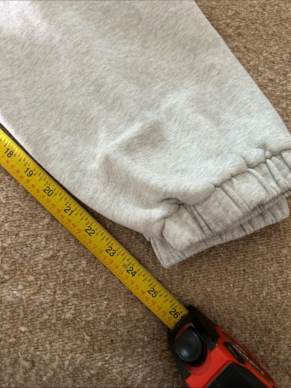 lululemon athletica Heather Gray Sweatpants - Picture 8 of 9